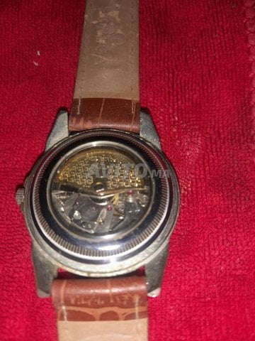 ساعة  للرجال 